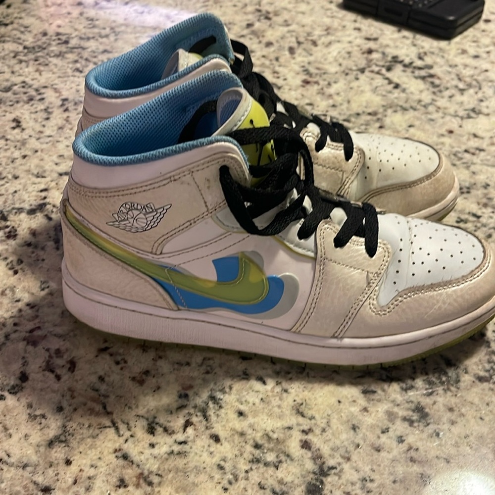 Nike Air Jordan’s Youth size 6